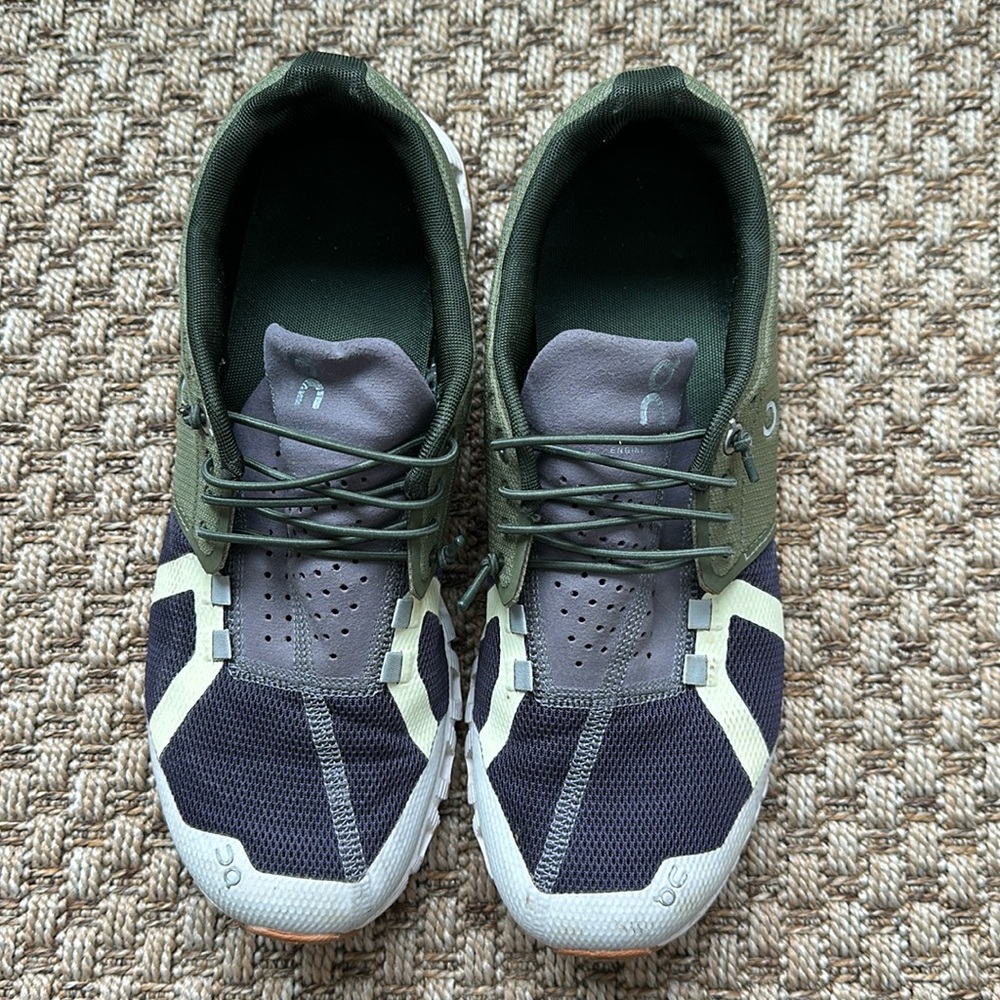 On Cloud Tennis Shoes